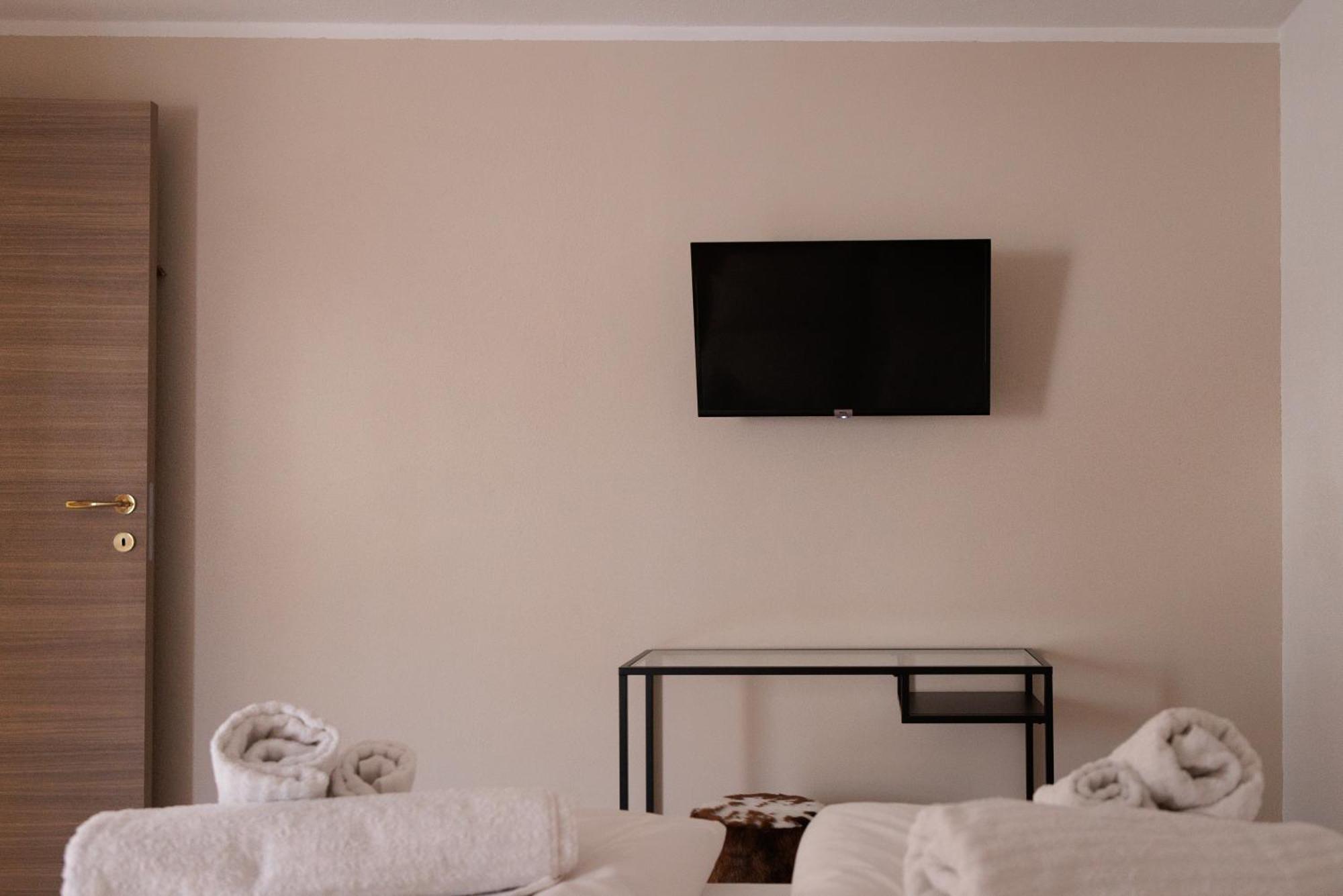 Apartment Il Nocciolo ลีวินโญ ภายนอก รูปภาพ
