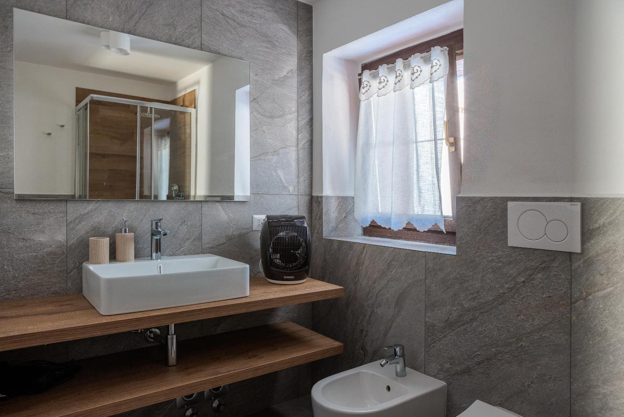 Apartment Il Nocciolo ลีวินโญ ภายนอก รูปภาพ
